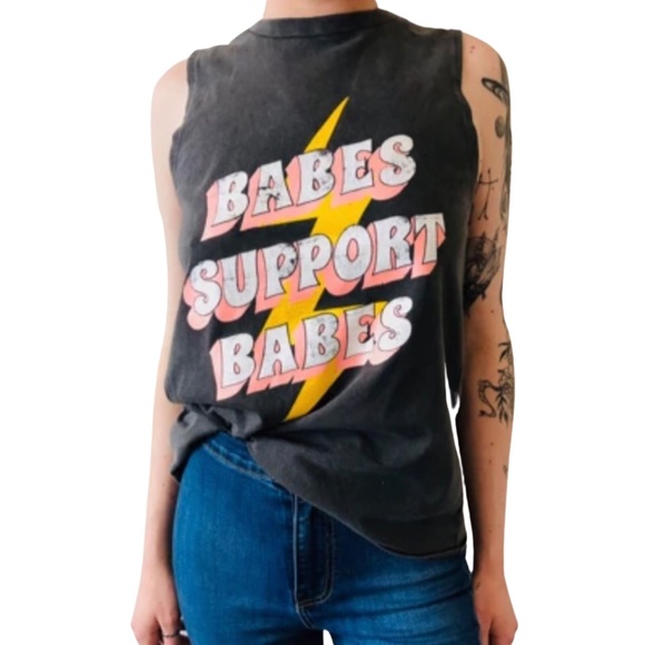 Tops - One smalls left! Babes support babes Graphic Tee